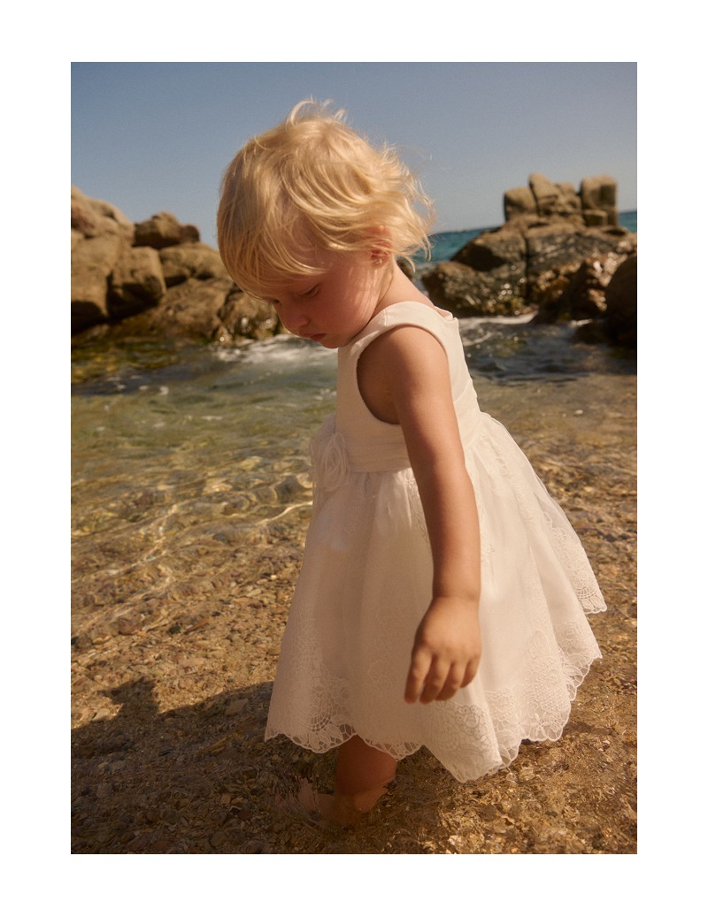 Vestido organza bordada