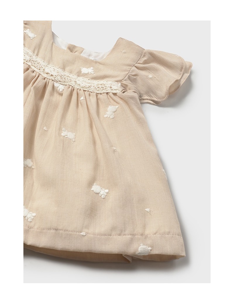 Vestido bordado